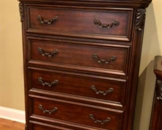Liberty chest of drawers ( there are 2 matching )