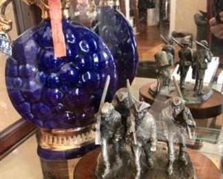 Decanters, Kraczkowski pewter statues
