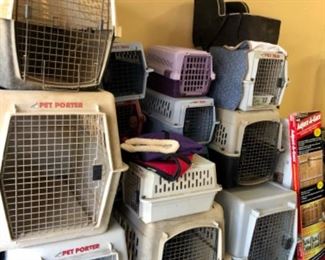 Lots of pet kennels & gates 