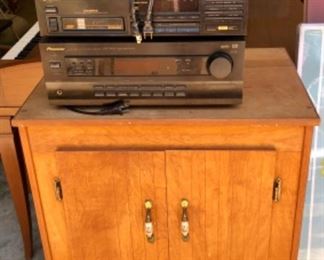 Stereo equipment, wood Cabinet
