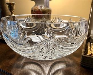 Waterford large Winter Wonderland centerpiece bowl. Signed 
