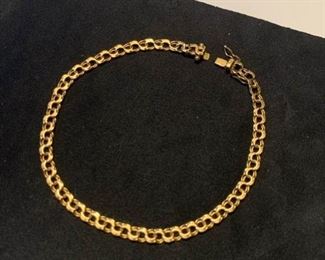 428 Gold bracelet 10k