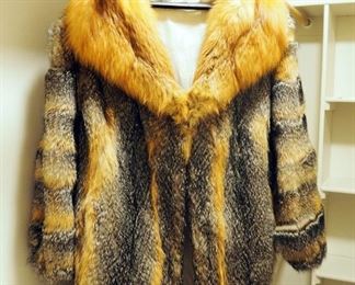Lark Lynn Furs Fox Fur Coat With 3/4 Sleeves