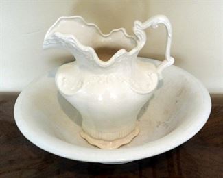Arnel's Porcelain Wash Pitcher With Imperial 16" Wash Basin