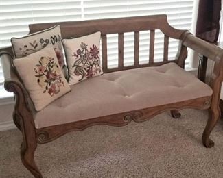 Super cute bench