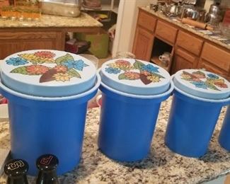 Vintage Rubbermaid canister set