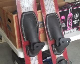 Set of jet skies