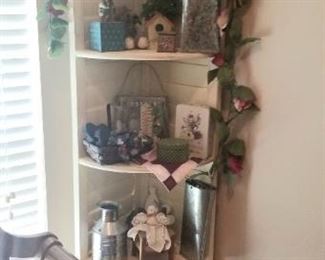 Great corner shuttershelf