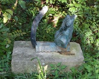 Garden sculpture