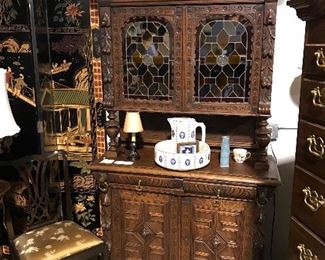 Leaded glass cabinet