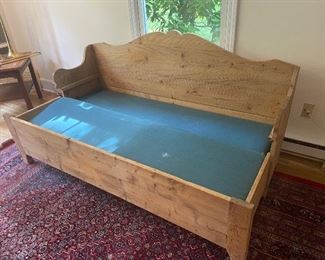  Early/mid-19th-century antique Swedish bench that can be made into a day-bed or full bed(OLD) 71 x 29 x 20  