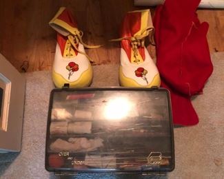 clown shoes which only look small.  full case of clown makeup
