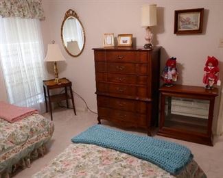 Nice C. 40's Dresser, small display cabinet, Vintage Wall Mirror
