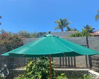 Large, nice umbrella