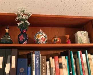 vasesinbookcase