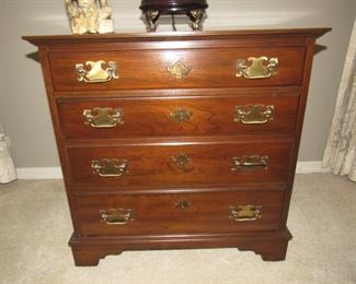 Pennsylvania House Bachelor chest