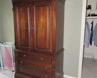 Kincaid Laura Ashley Keswick Armoire- This will be sold as a set- Bed, dresser with mirror, 2 nightstands and armoire