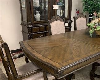 DINING ROOM TABLE WITH 8 CHAIRS AND CHINA