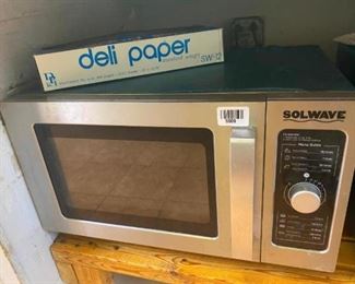 Microwave oven