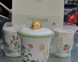 Brand new canister and mugs set, for tea. $12.00 all