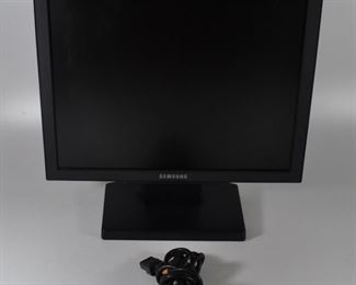 Samsung 18" computer monitor and power cable.: $40