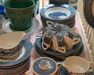 Royal China Currier & Ives Dinnerware
