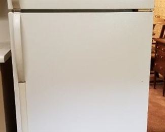 Frigidaire Gallery Series Refrigerator-Freezer