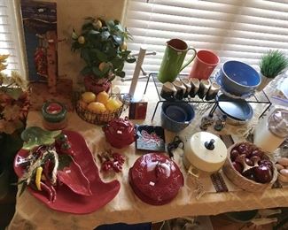 So much Quality Kitchen and dinnerware.