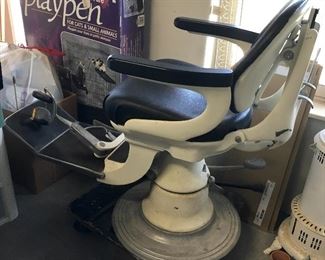 Vintage/Antique barber dentist chair