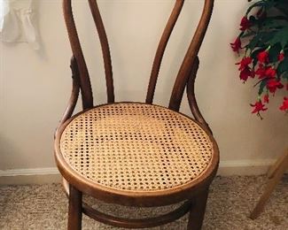 5 Bentwood chairs