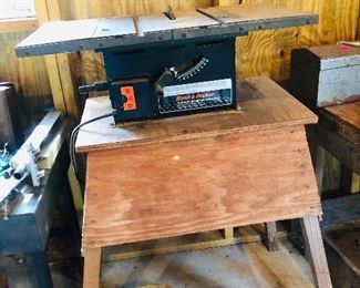 Black and decker table saw