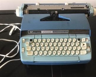 Smith Corona Coronet Typewriter