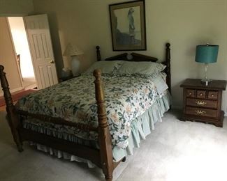 Thomasville Queen Bedroom Set