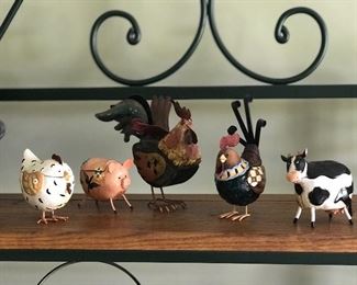 Farm animal figurines