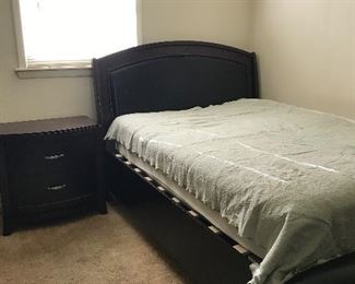 Queen bedroom furniture