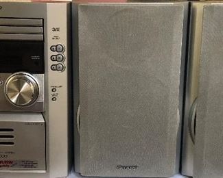 SHARP XL-HP500 3-CD and Cassette