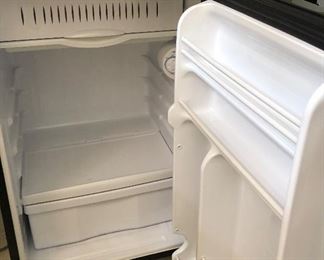 GE Mini Fridge