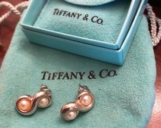 Tiffany & Co. silver and pearl earrings in original bag and box