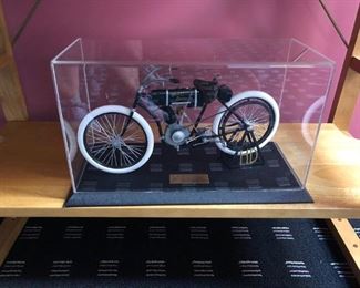 Harley Davidson Die Cast Motorcycle Serial Number 1. 1903-1904. Under glass box. 