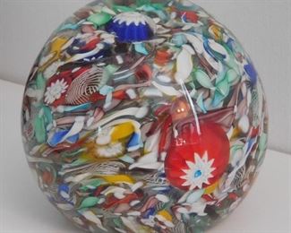 Beautiful Large Art Glass Paperweight