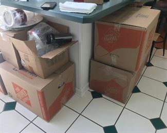 Boxes filled with kitchenware and China !