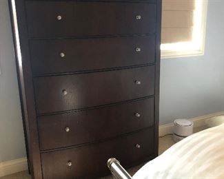 Thomasville Chest Contemporary Style