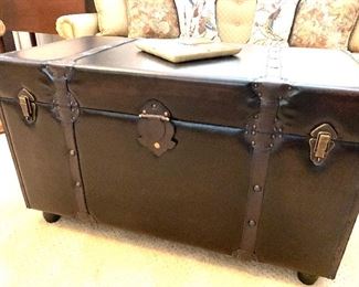 Storage trunk coffee table