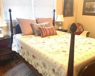 4 poster queen bed