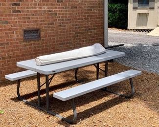 umbrella picnic table