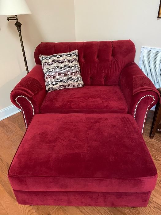 Chair and 1/2 with ottoman