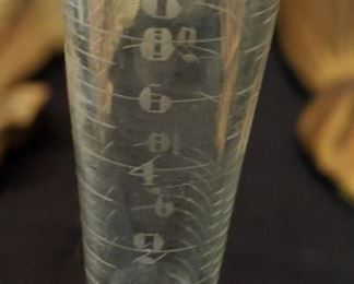 Glass Beaker/Measurer