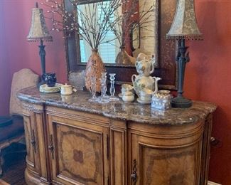 Dining room furniture, lamps, large room mirror