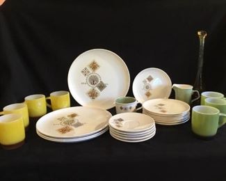 Retro Dishes