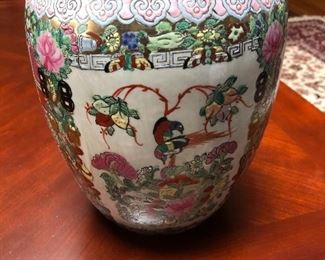 Vintage Asian jar with lid 